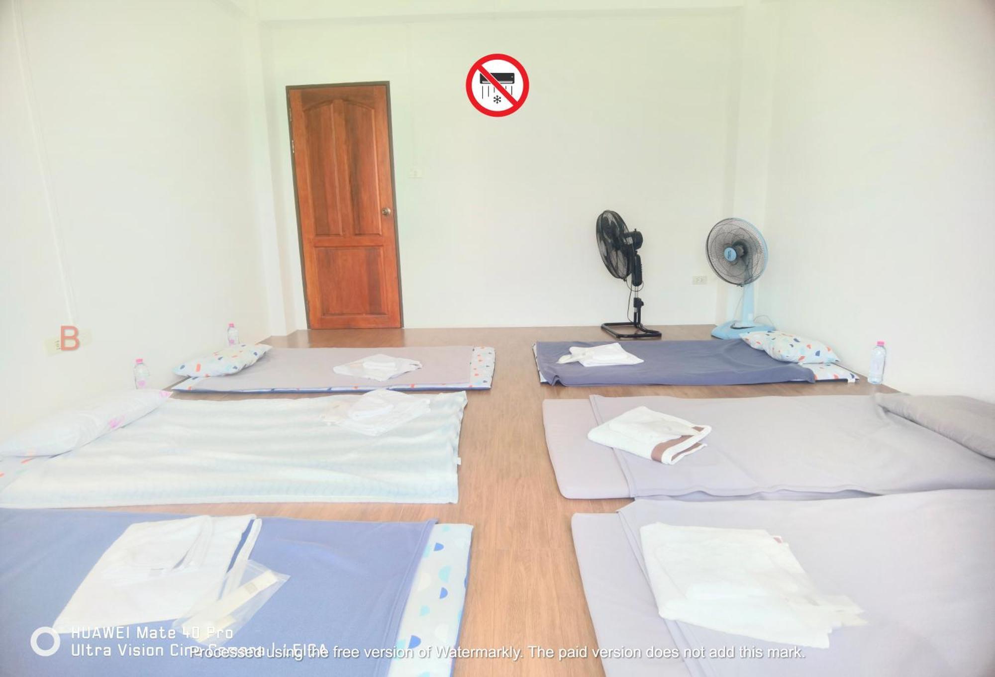 Yyk Hostel 24H Ban Khlong Krang Exterior photo